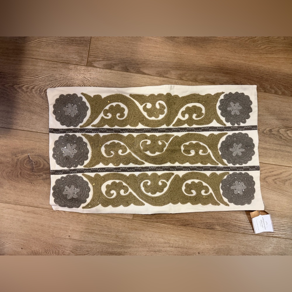 Pottery Barn Wilhelmina Suzani lumbar Pillow